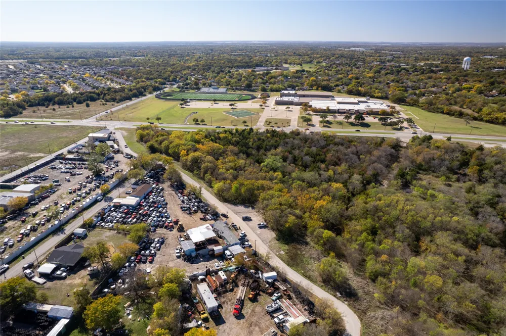 9999 Lawrence Drive Balch Springs, TX 75181
