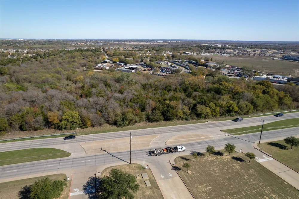 9999 Lawrence Drive Balch Springs, TX 75181