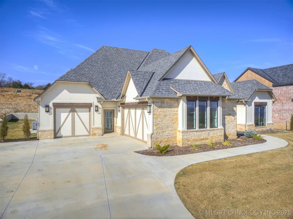 12125 Sunrise Ridge Loop Kingston, OK 73439
