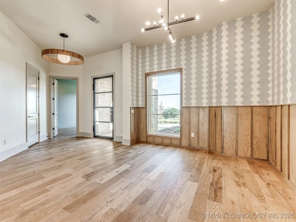 12125 Sunrise Ridge Loop Kingston, OK 73439