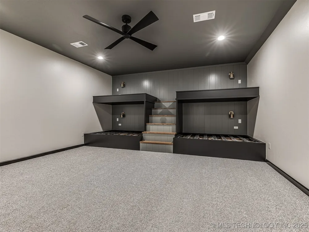 12125 Sunrise Ridge Loop Kingston, OK 73439
