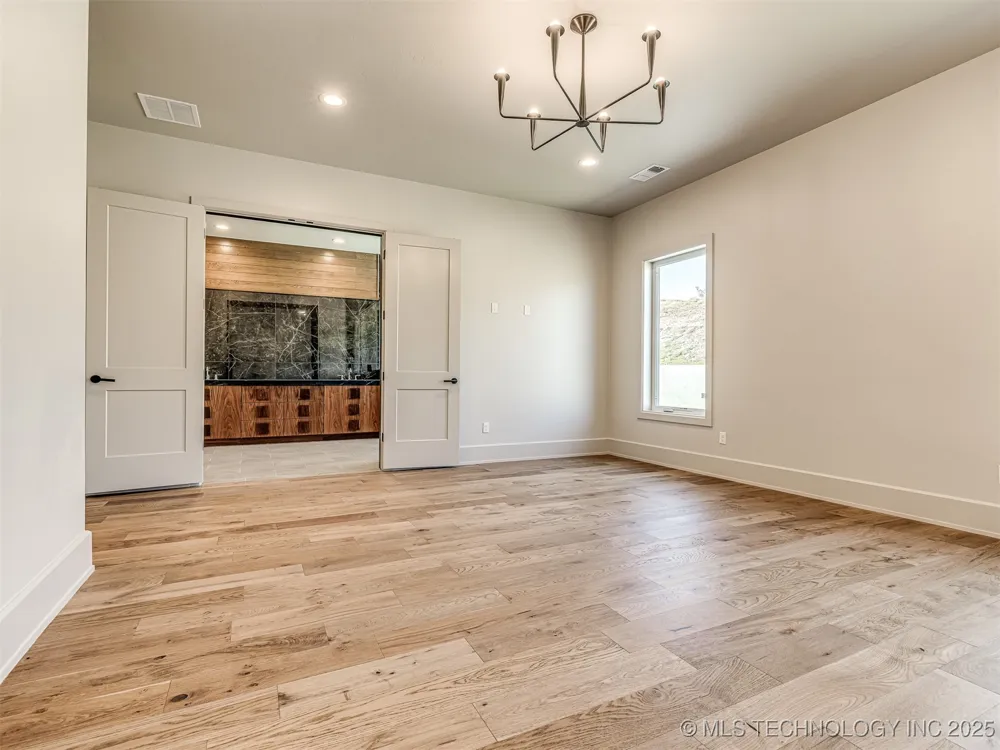 12125 Sunrise Ridge Loop Kingston, OK 73439