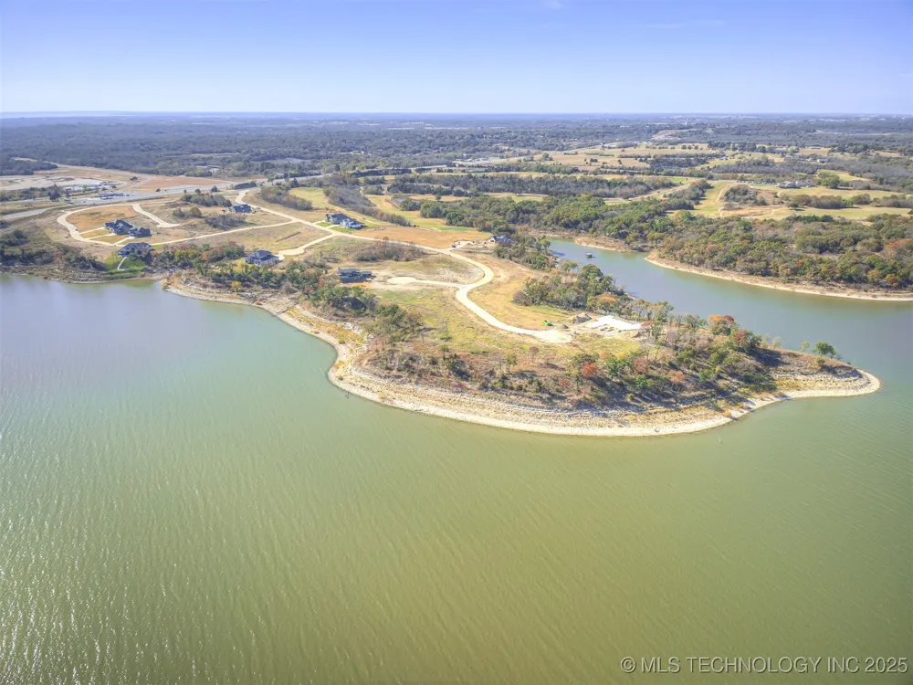 12125 Sunrise Ridge Loop Kingston, OK 73439