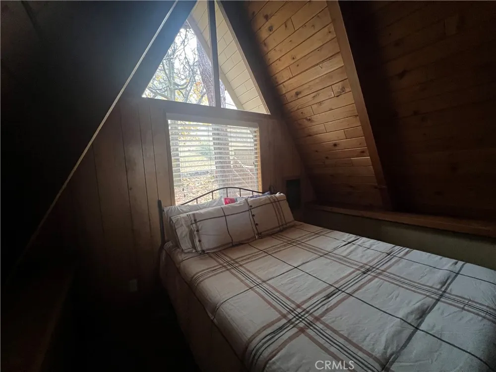 27874 Matterhorn Drive Lake Arrowhead, CA 92352