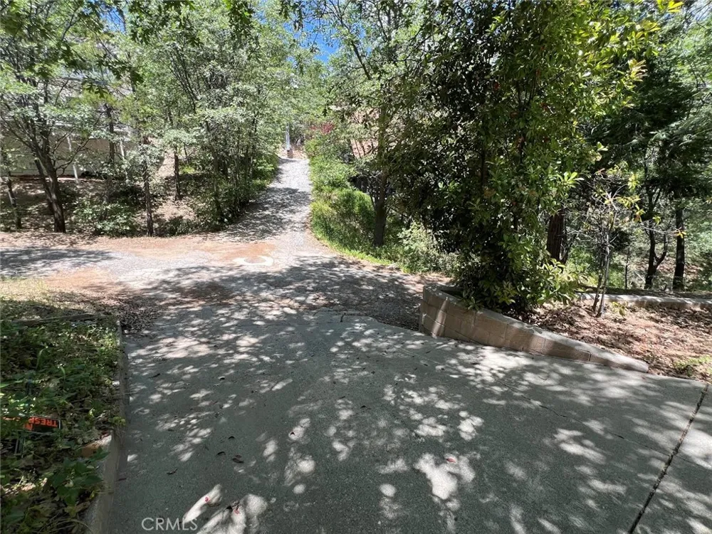 27874 Matterhorn Drive Lake Arrowhead, CA 92352