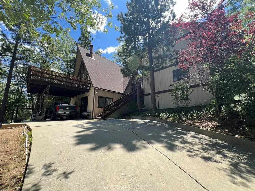 27874 Matterhorn Drive Lake Arrowhead, CA 92352