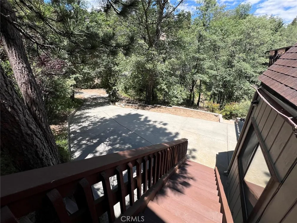27874 Matterhorn Drive Lake Arrowhead, CA 92352