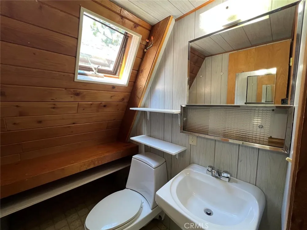 27874 Matterhorn Drive Lake Arrowhead, CA 92352