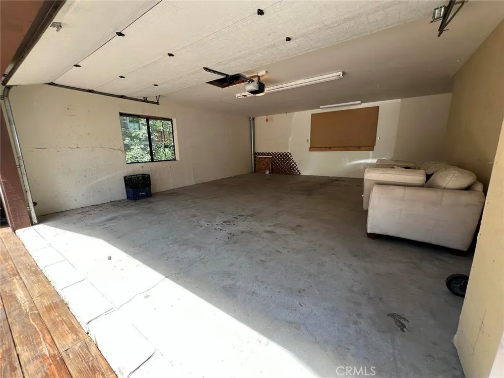 27874 Matterhorn Drive Lake Arrowhead, CA 92352