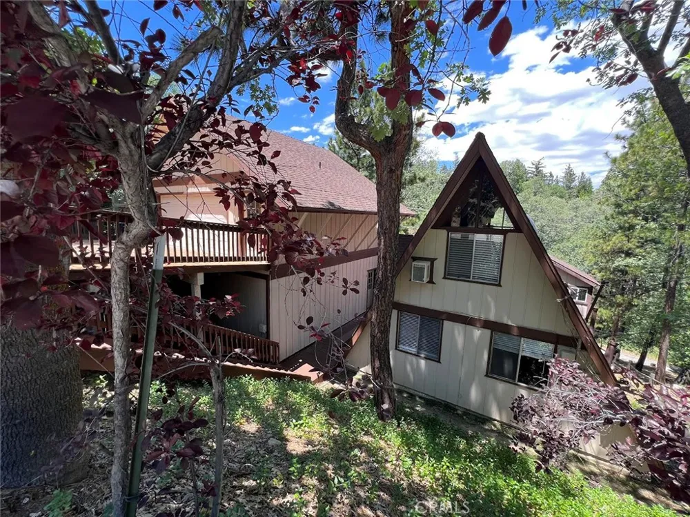 27874 Matterhorn Drive Lake Arrowhead, CA 92352