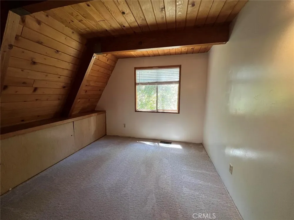 27874 Matterhorn Drive Lake Arrowhead, CA 92352