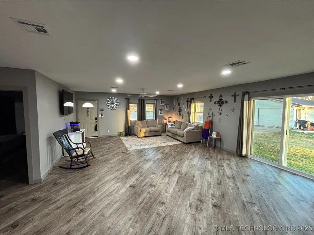 36022 S 4210 ROAD Inola, OK 74036
