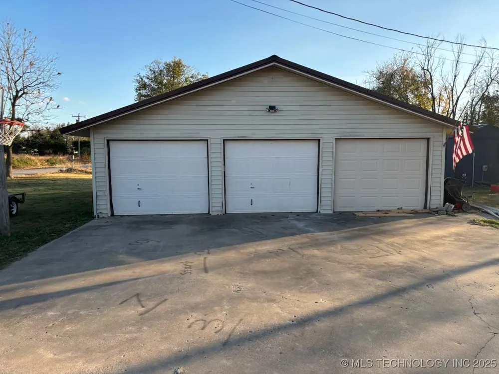 36022 S 4210 ROAD Inola, OK 74036