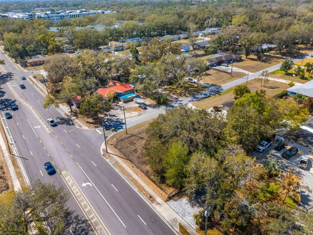702 WESTWOOD DRIVE Brandon, FL 33511