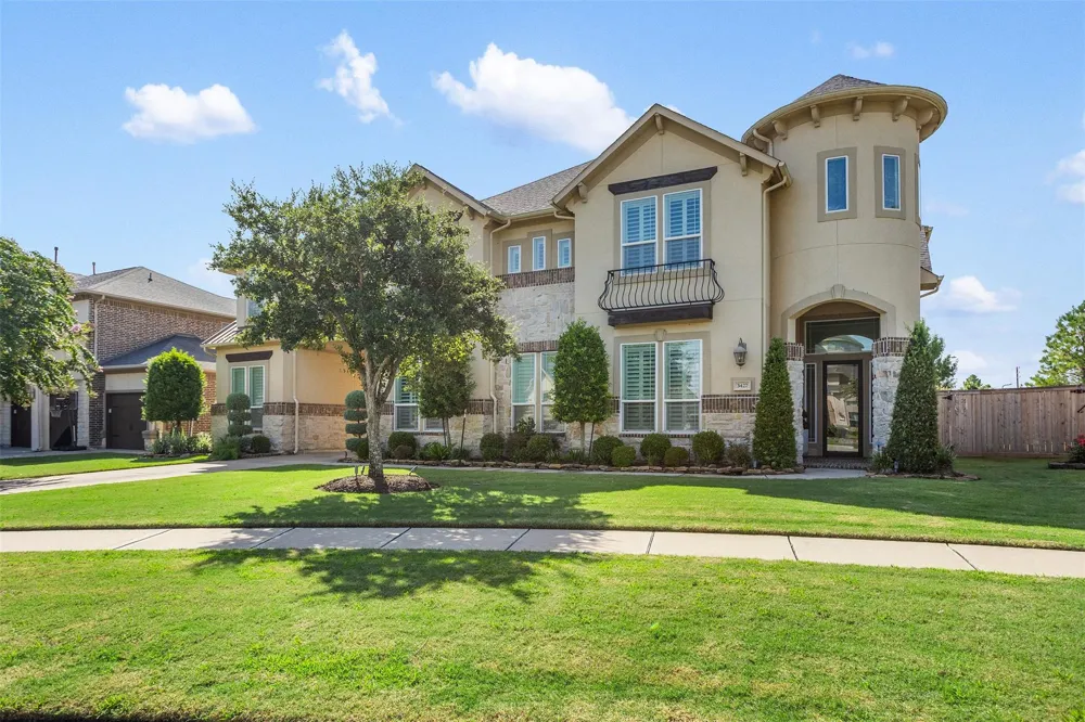 3427 Limestone Sky Court Houston, TX 77059