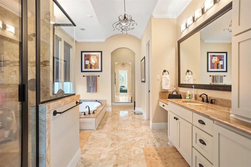 3427 Limestone Sky Court Houston, TX 77059