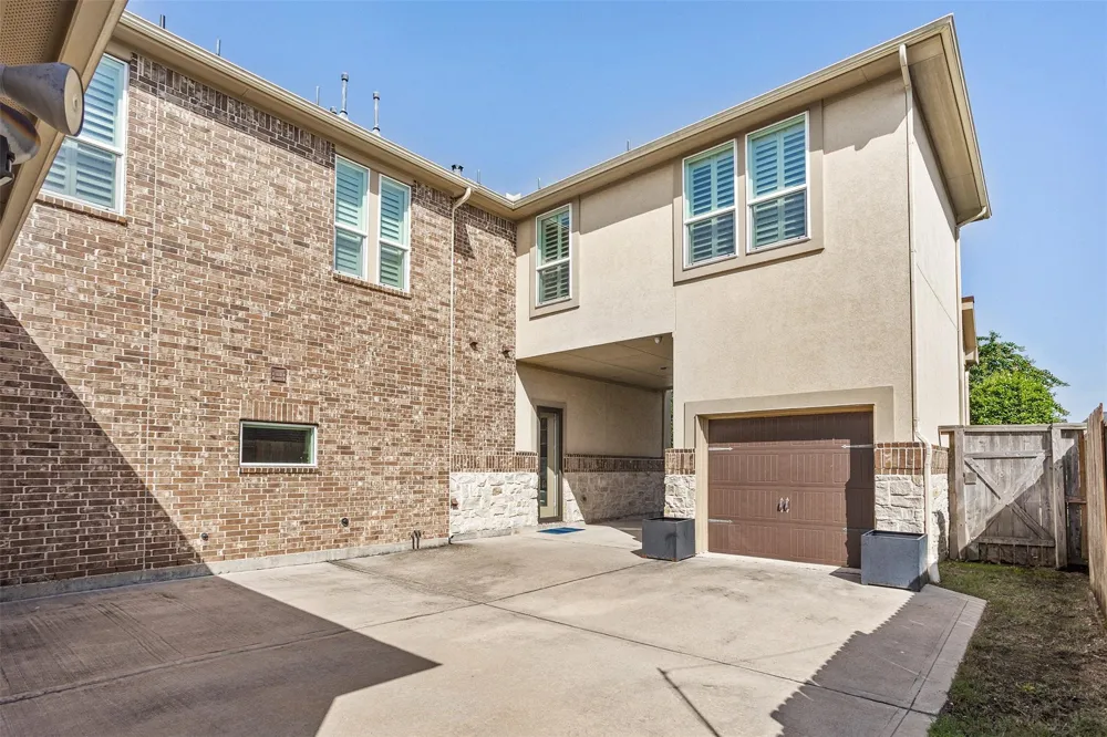 3427 Limestone Sky Court Houston, TX 77059