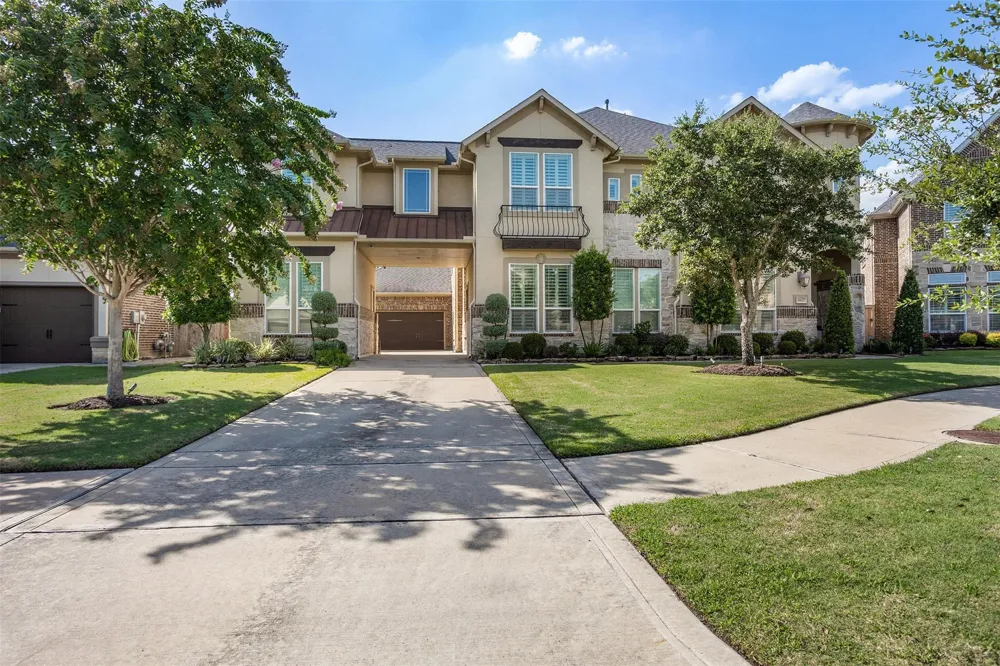 3427 Limestone Sky Court Houston, TX 77059