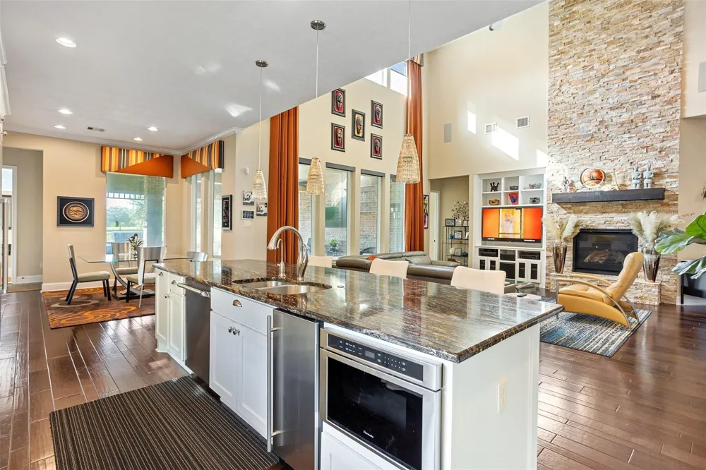 3427 Limestone Sky Court Houston, TX 77059