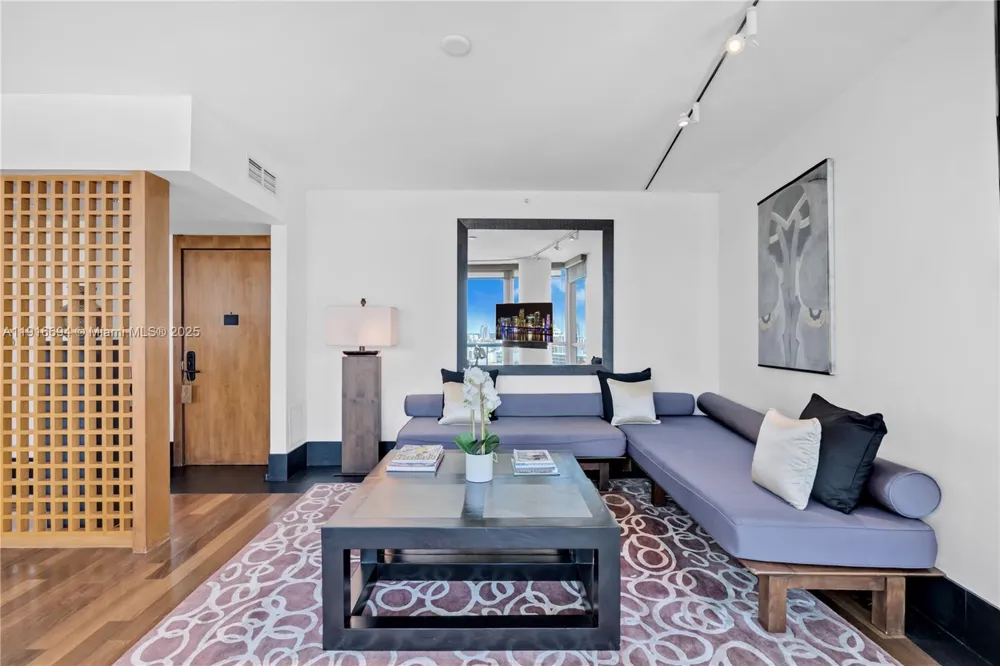 101 20th St #2504 Miami Beach, FL 33139