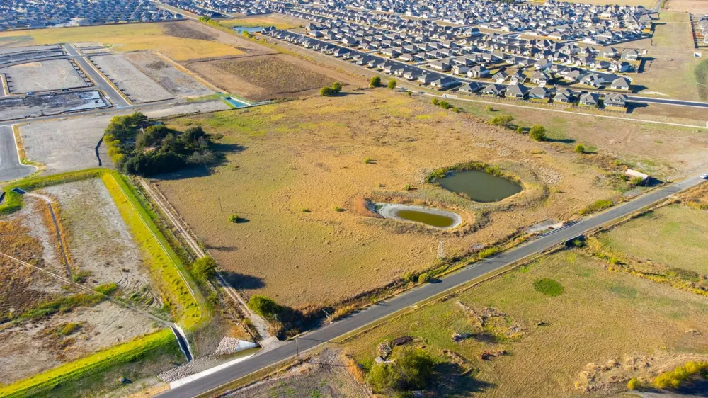 2120 County Road 132 Road Hutto, TX 78634