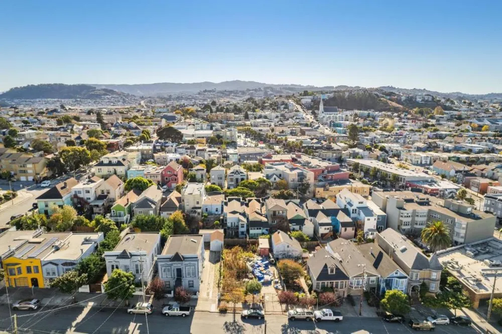 1531 Jerrold Avenue San Francisco, CA 94124