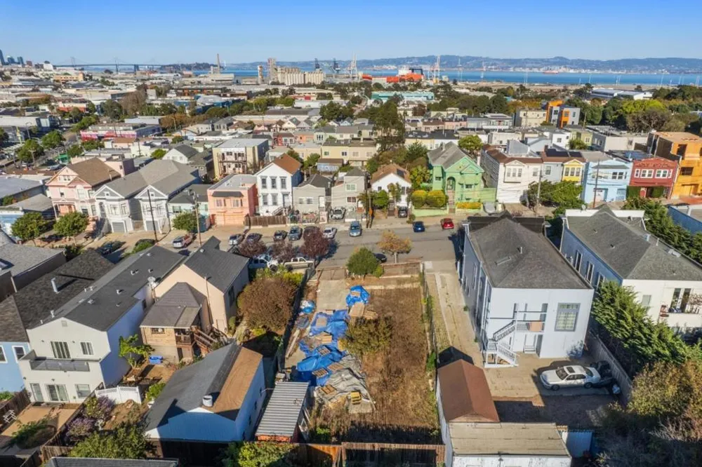 1531 Jerrold Avenue San Francisco, CA 94124