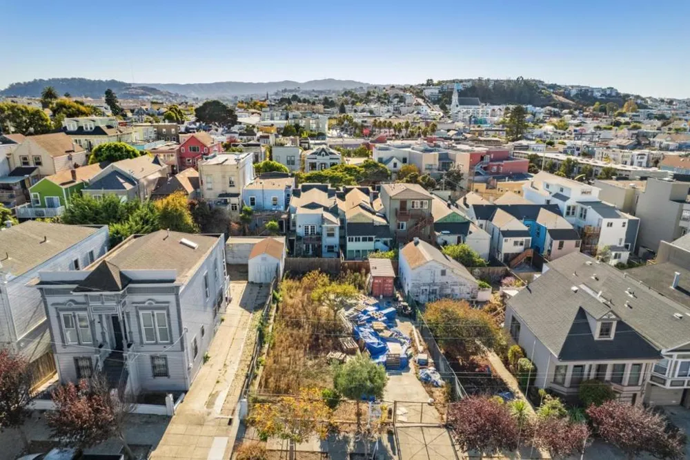 1531 Jerrold Avenue San Francisco, CA 94124