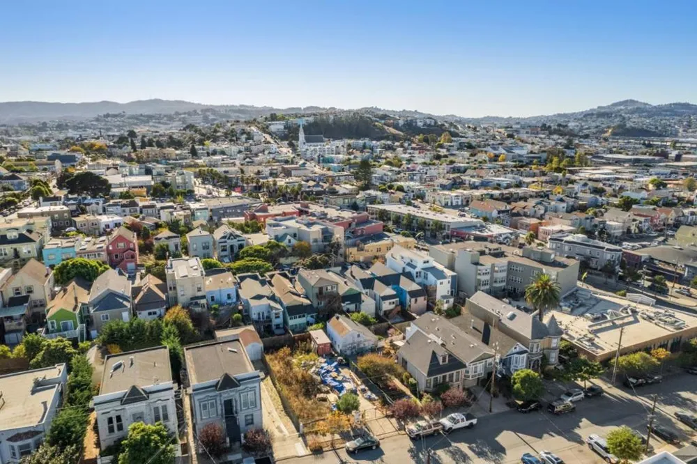 1531 Jerrold Avenue San Francisco, CA 94124