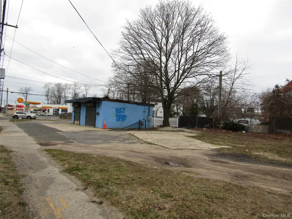 1258 Straight Path West Babylon, NY 11704