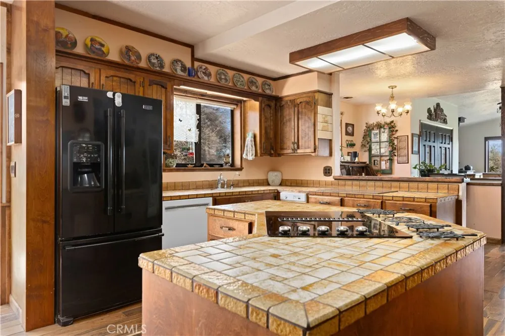 340 Fritch Road Lakeport, CA 95453