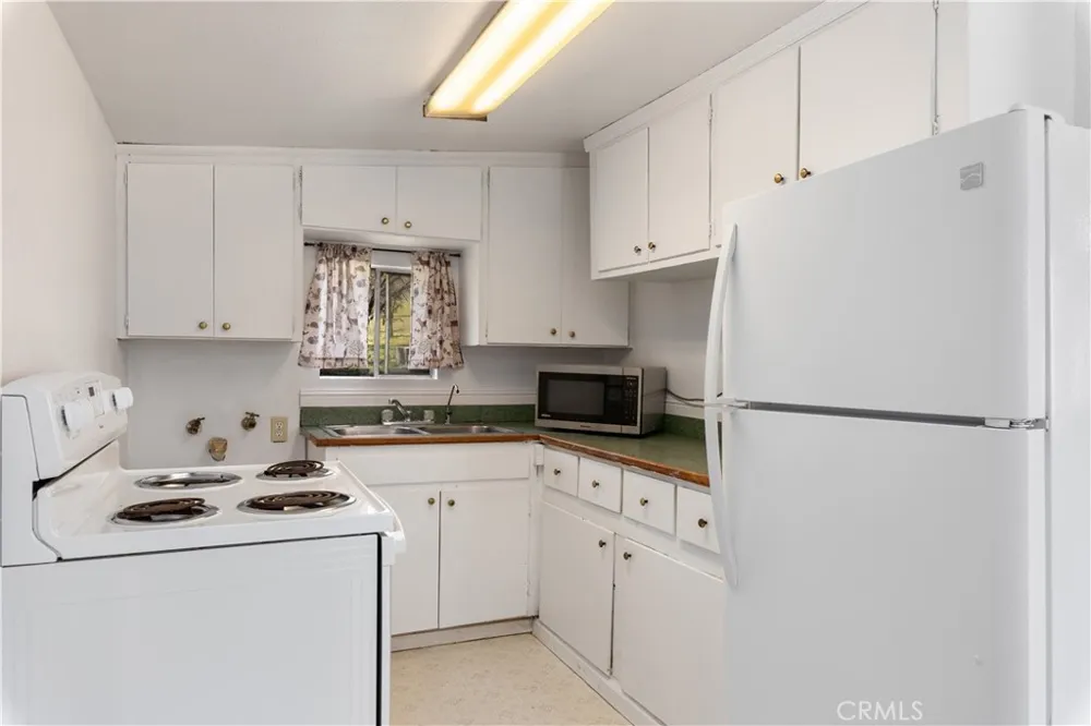 340 Fritch Road Lakeport, CA 95453