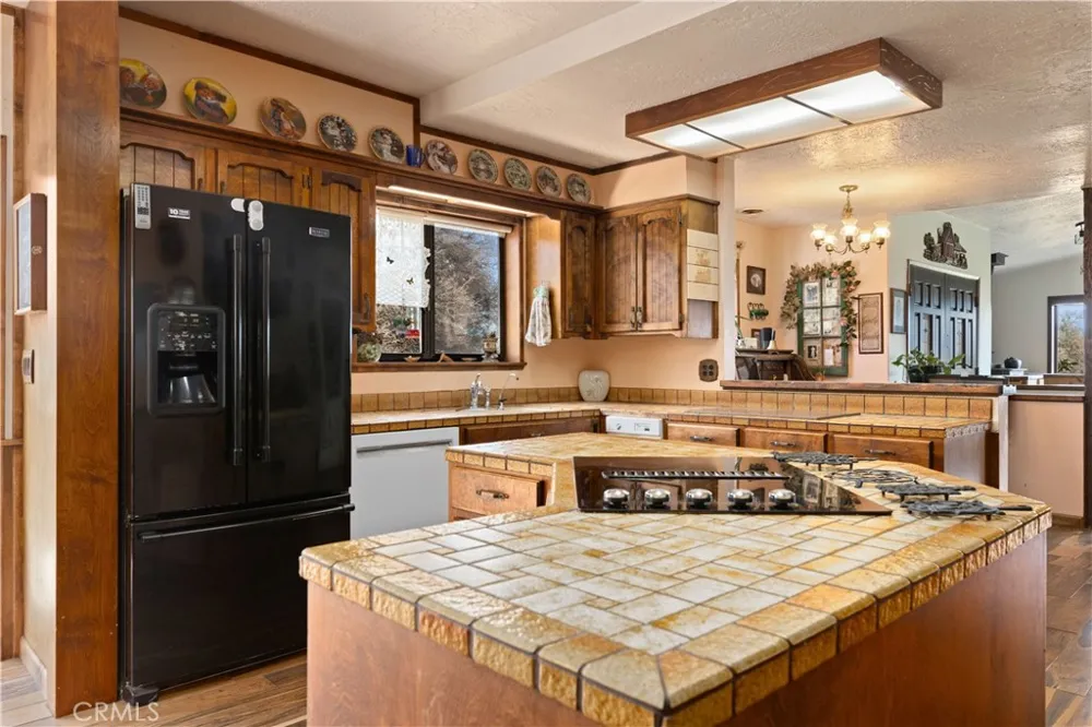 340 Fritch Road Lakeport, CA 95453