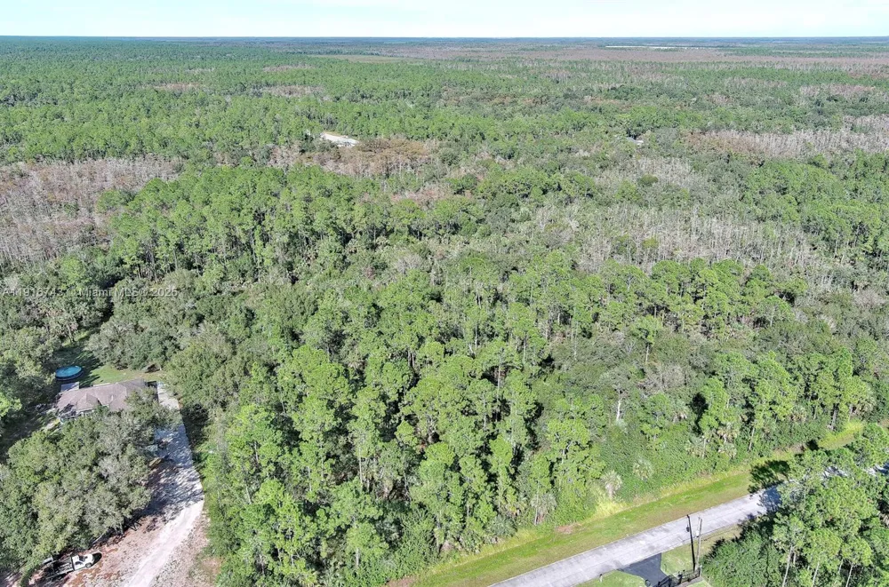 4669 32nd Ave SE Naples, FL 34117