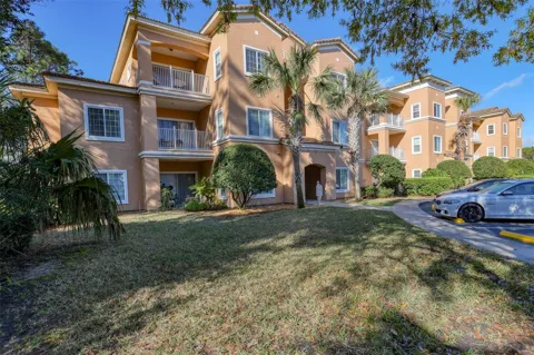 540 FLORIDA CLUB BOULEVARD #305