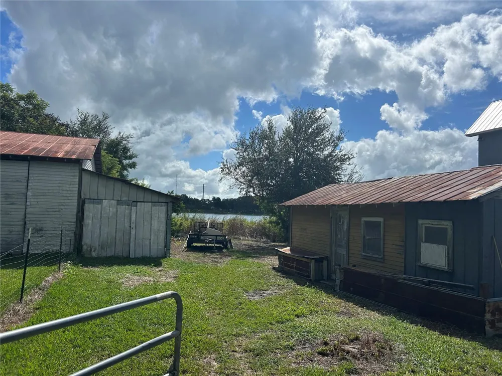 2844 LAKE ALFRED ROAD Winter Haven, FL 33881