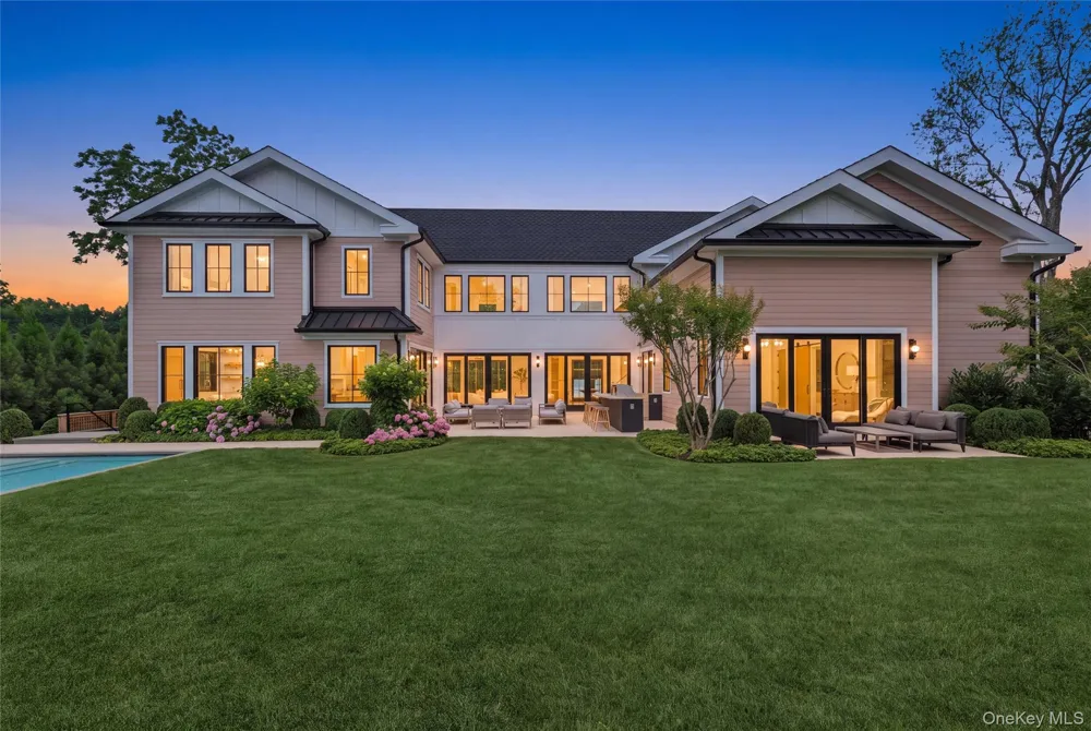 158 Cobb Road Water Mill, NY 11976
