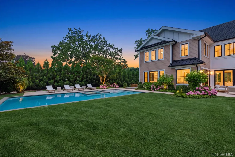 158 Cobb Road Water Mill, NY 11976