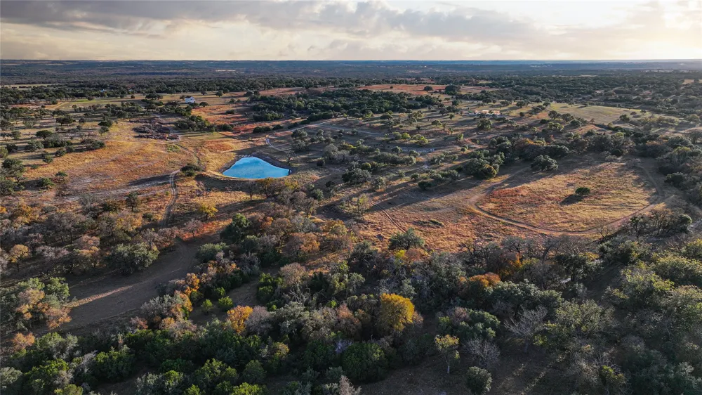 9 Miller Creek Bluff Briggs, TX 78608