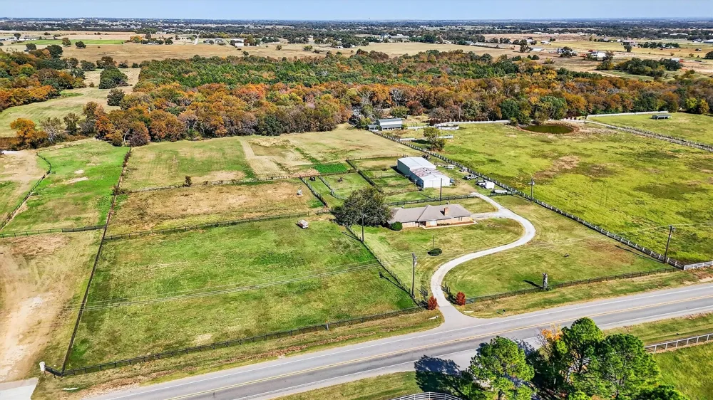 1937 Spring Hill Road Aubrey, TX 76227