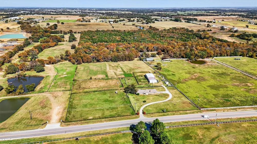 1937 Spring Hill Road Aubrey, TX 76227