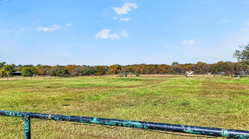 1937 Spring Hill Road Aubrey, TX 76227