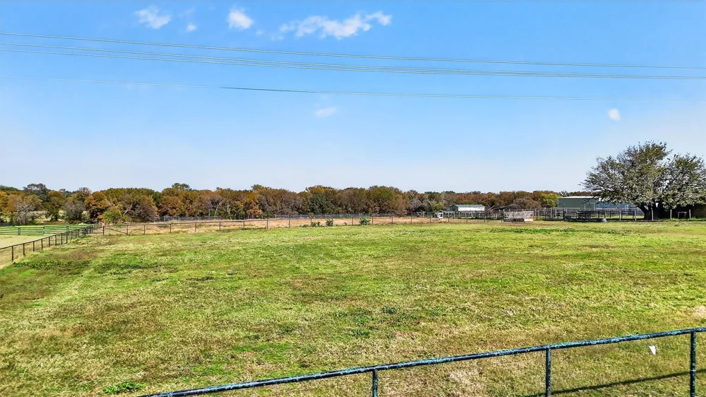 1937 Spring Hill Road Aubrey, TX 76227