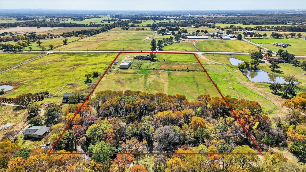 1937 Spring Hill Road Aubrey, TX 76227
