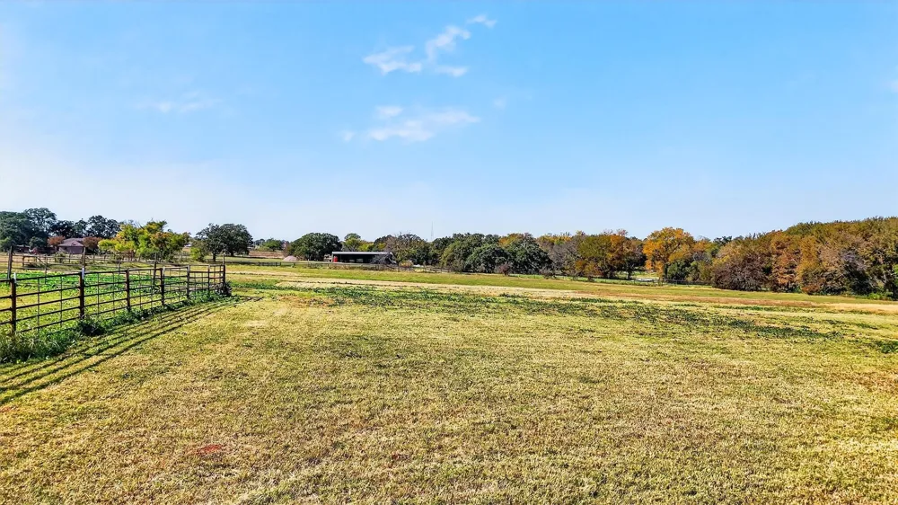1937 Spring Hill Road Aubrey, TX 76227
