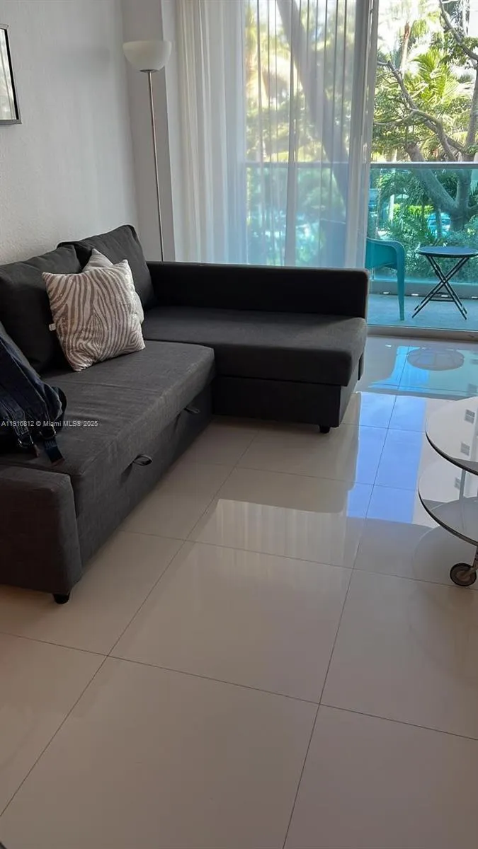 4001 S Ocean Dr #2H Hollywood, FL 33019