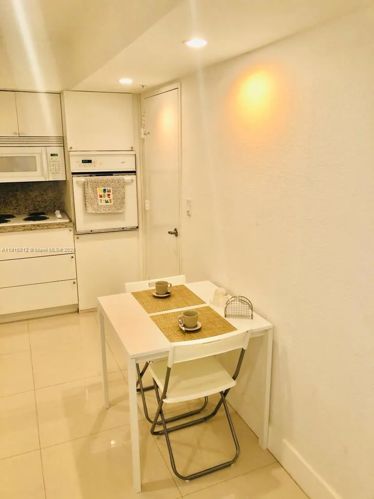 4001 S Ocean Dr #2H Hollywood, FL 33019