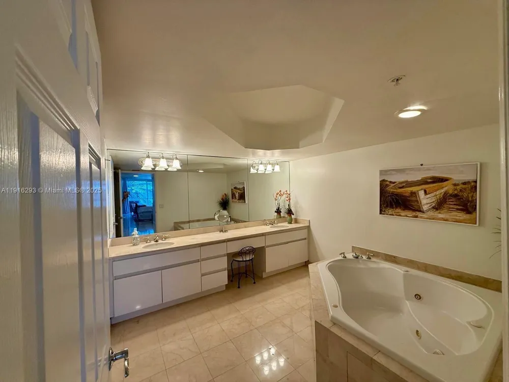 16711 Collins Ave #410 Sunny Isles Beach, FL 33160