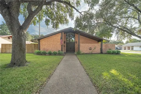 1519 Delwood