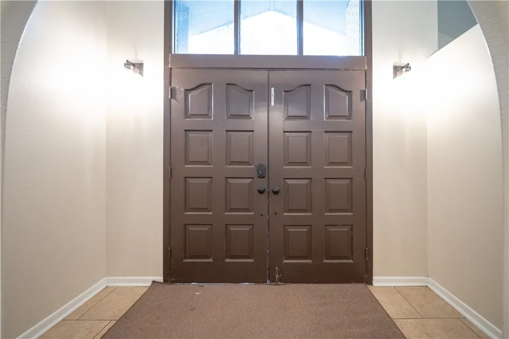 1519 Delwood Alice, TX 78332